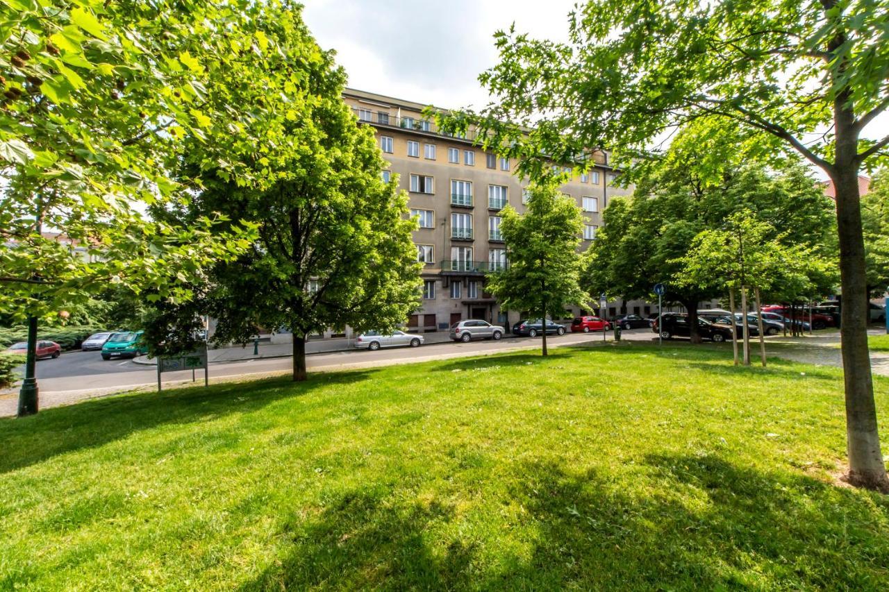 Lotus Apartment Praga Exterior foto